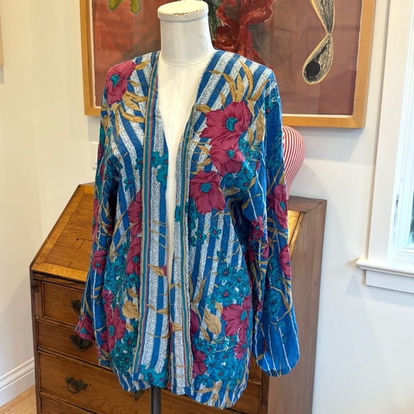 Sun Child Short Silk Jacket - Picture 2 of 4